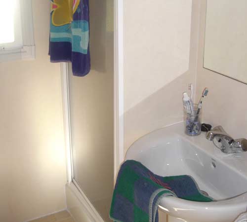 Chalet Sun Roller